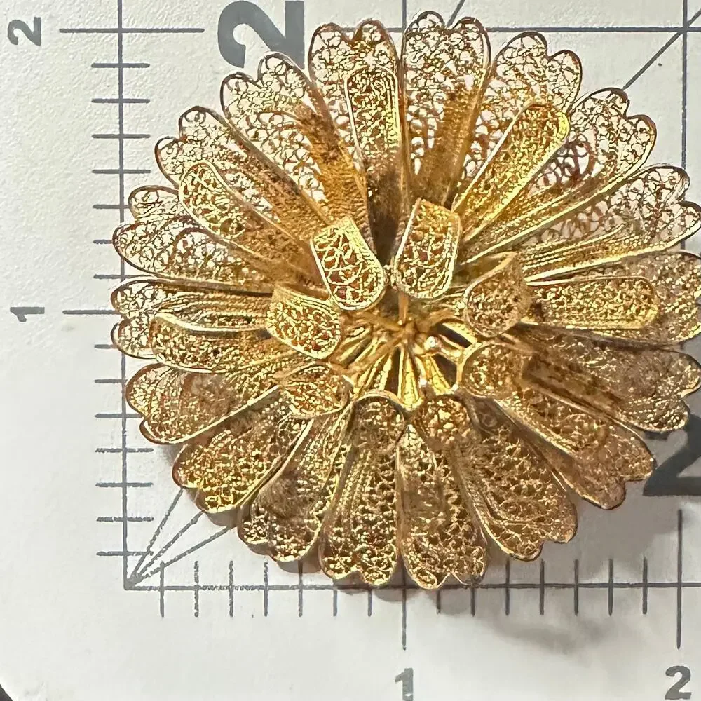 Antique 800 silver gold vermeil filigree large 3D flower brooch signed 16.68g - Picture 9 of 10
